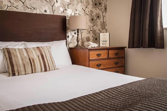 The Crystal Lodge Hotel Croydon Dış mekan fotoğraf