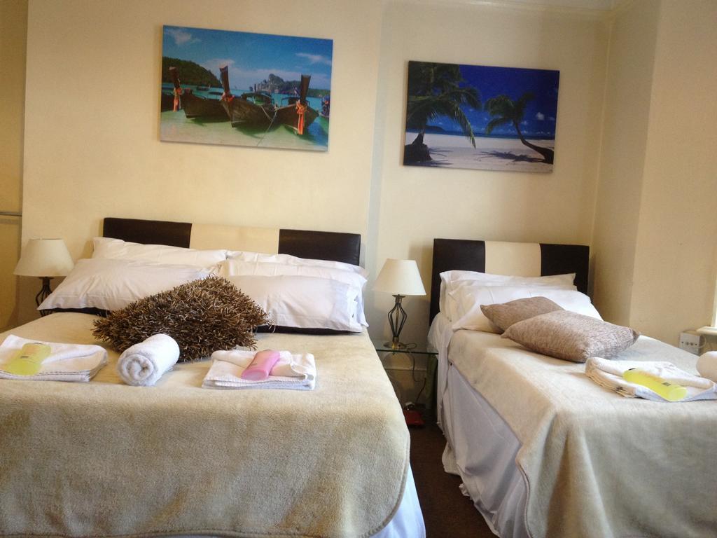 The Crystal Lodge Hotel Croydon Dış mekan fotoğraf