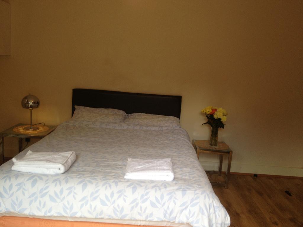 The Crystal Lodge Hotel Croydon Oda fotoğraf
