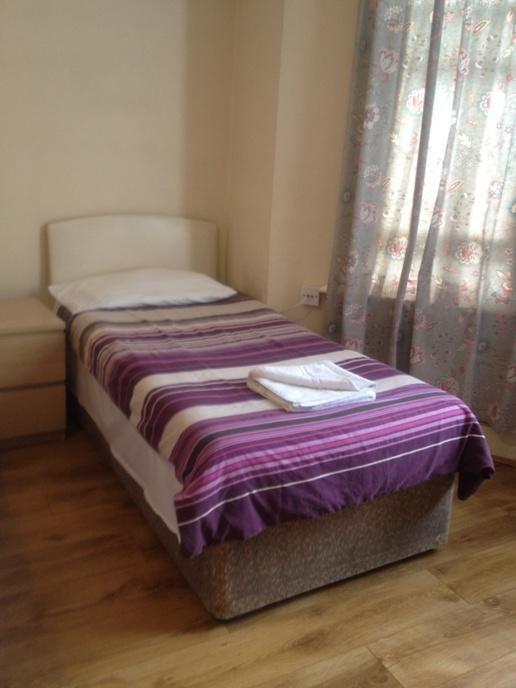 The Crystal Lodge Hotel Croydon Oda fotoğraf
