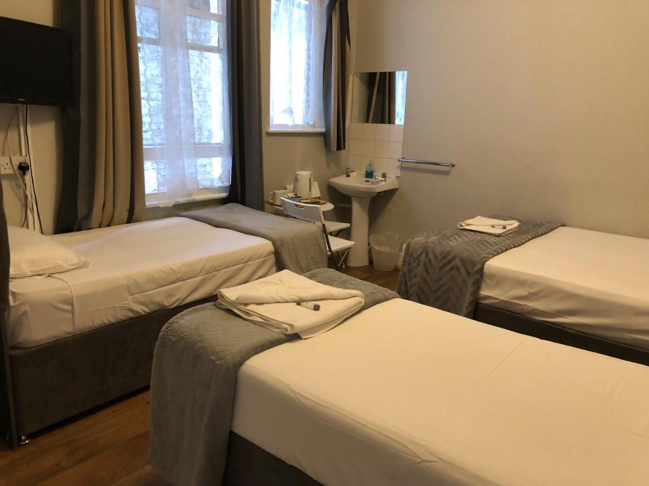 The Crystal Lodge Hotel Croydon Dış mekan fotoğraf